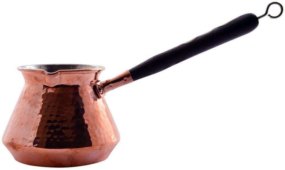 قهوه جوش مسی قدیمی با ظاهر کلاسیک برای علاقه مندان ظروف مسی